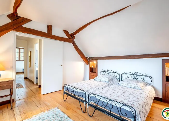 בית נופש Le Clos Saint Jean *